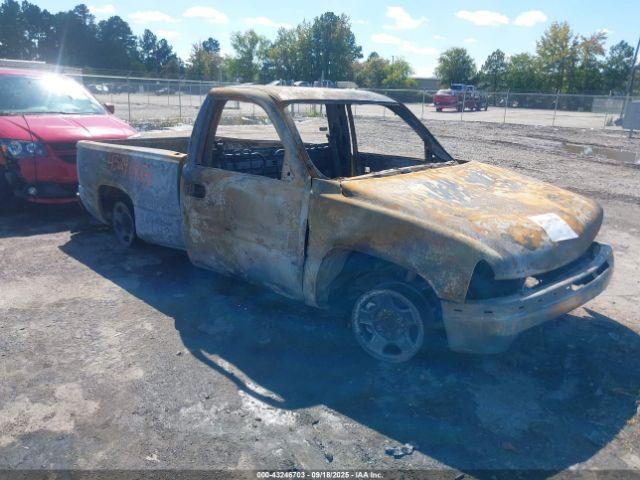  Salvage Chevrolet Silverado 1500
