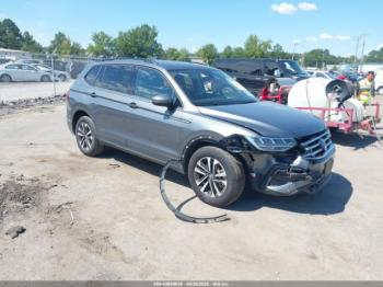  Salvage Volkswagen Tiguan