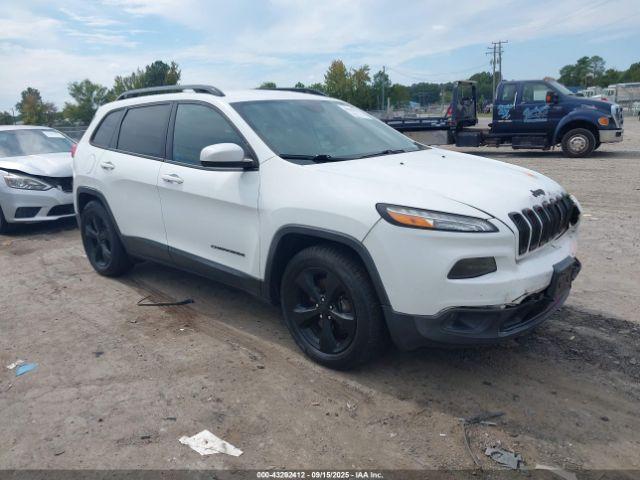  Salvage Jeep Cherokee