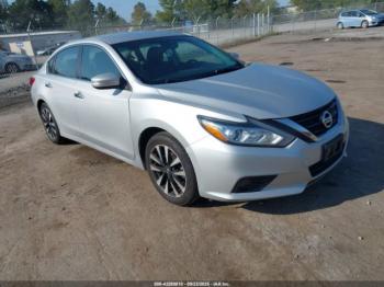  Salvage Nissan Altima
