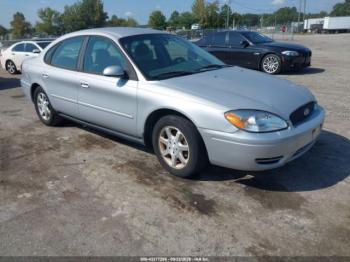 Salvage Ford Taurus
