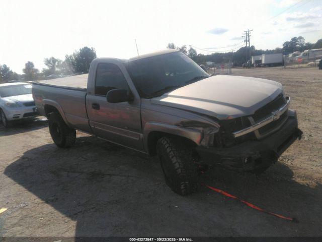  Salvage Chevrolet Silverado 2500