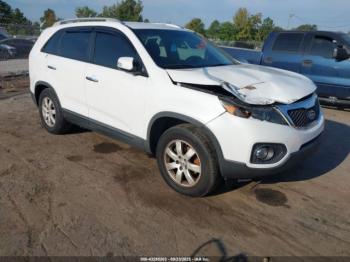  Salvage Kia Sorento