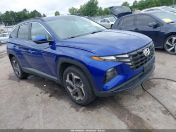  Salvage Hyundai TUCSON
