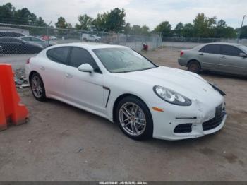  Salvage Porsche Panamera