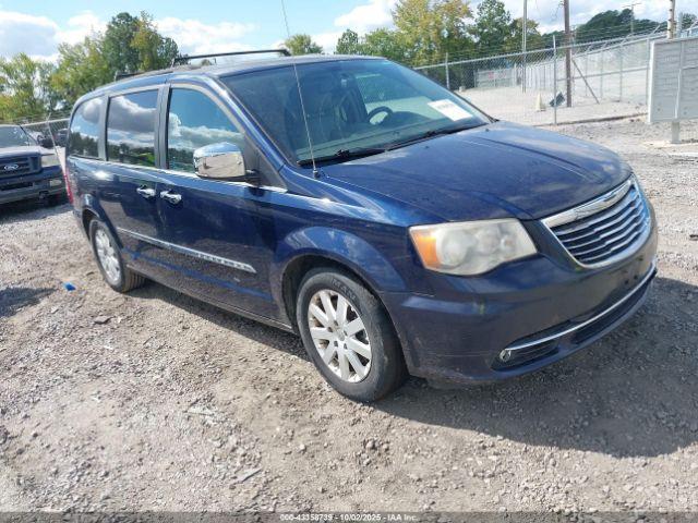 Salvage Chrysler Town & Country