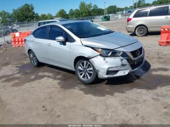  Salvage Nissan Versa