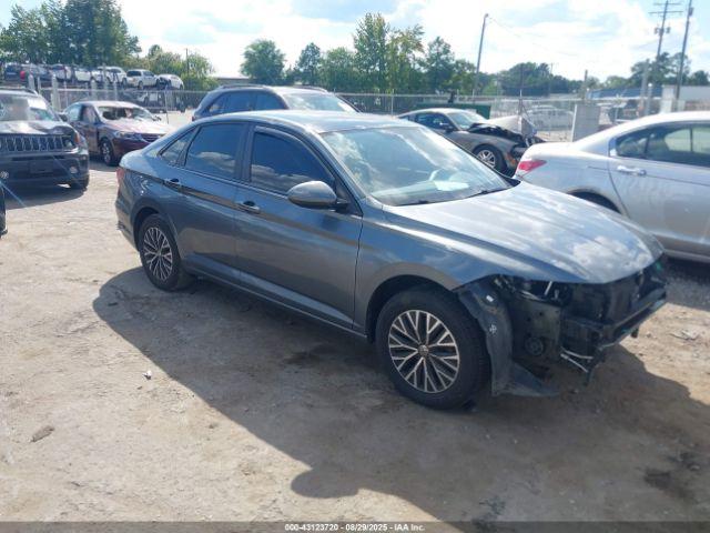  Salvage Volkswagen Jetta