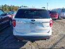 Ford Explorer Image 15