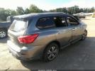 Nissan Pathfinder S Image 4