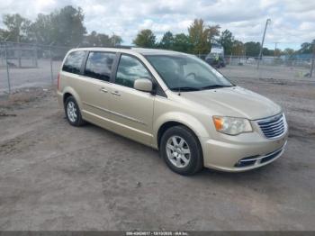  Salvage Chrysler Town & Country