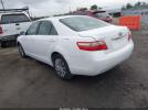 Toyota Camry Le Image 2