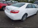 Toyota Camry Le Image 4