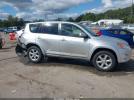 Toyota RAV4 Limited V6 Image 16