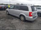 Chrysler Town & Country Touring-l Image 11