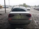 Volkswagen Passat 2.0t Se Image 15