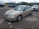 Toyota Camry Le Image 5