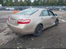 Toyota Camry Le Image 16