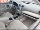 Toyota Camry Le Image 4
