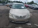 Toyota Camry Le Image 9
