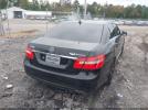 Mercedes-Benz E-Class 4matic Image 9