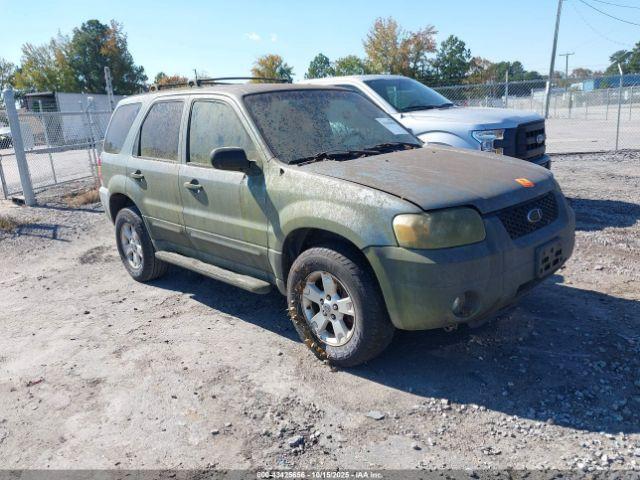  Salvage Ford Escape