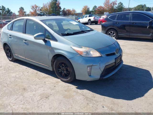  Salvage Toyota Prius