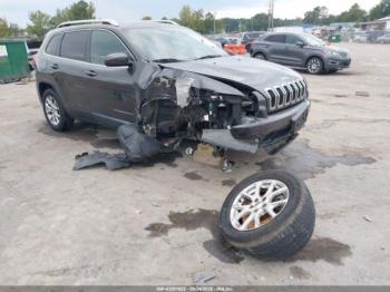  Salvage Jeep Cherokee