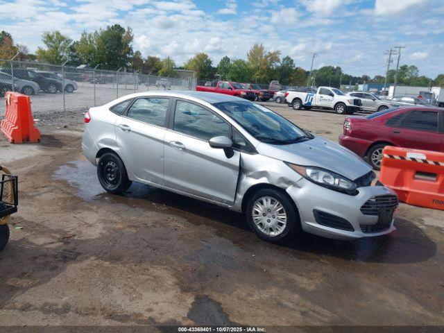  Salvage Ford Fiesta