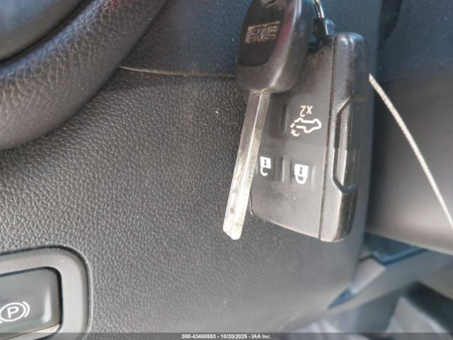 GMC Sierra 1500 4wd  Standard Box Sierra Image 3