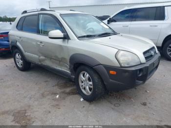  Salvage Hyundai TUCSON