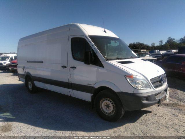  Salvage Mercedes-Benz Sprinter 2500