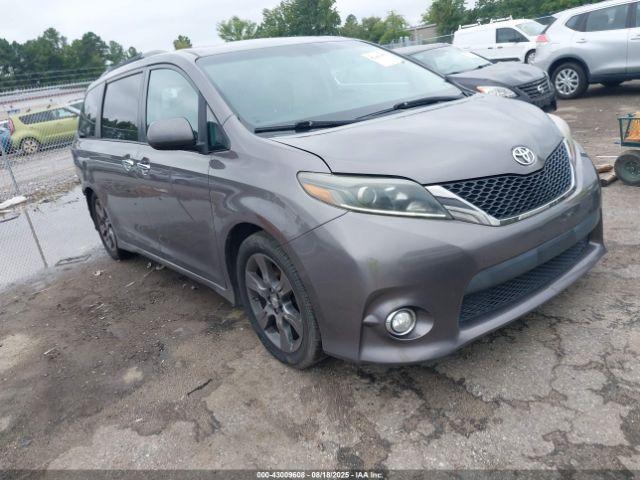  Salvage Toyota Sienna