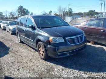  Salvage Chrysler Town & Country