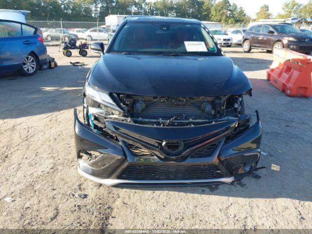 Toyota Camry Xse Image 13