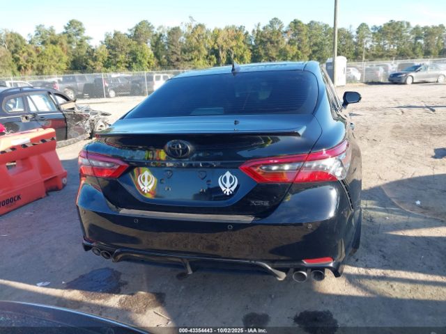 Toyota Camry Xse Image 17