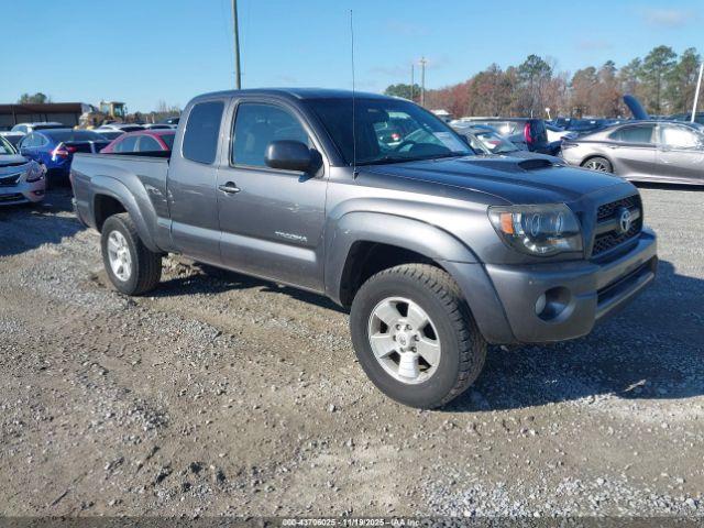 Salvage Toyota Tacoma