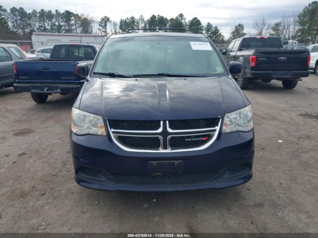 Dodge Grand Caravan Sxt Image 16