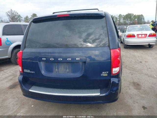 Dodge Grand Caravan Sxt Image 15