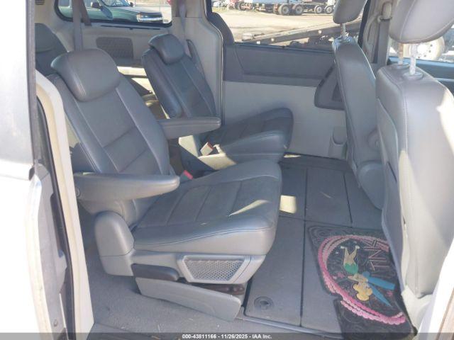 Dodge Grand Caravan Sxt Image 6