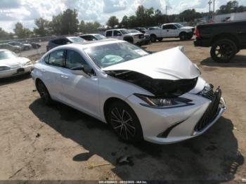  Salvage Lexus Es
