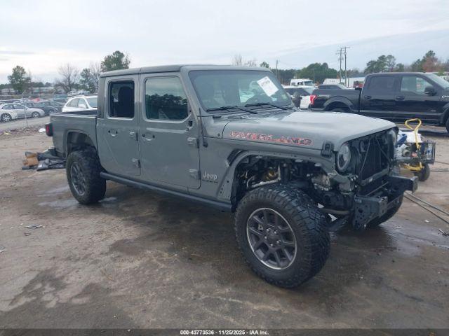  Salvage Jeep Gladiator