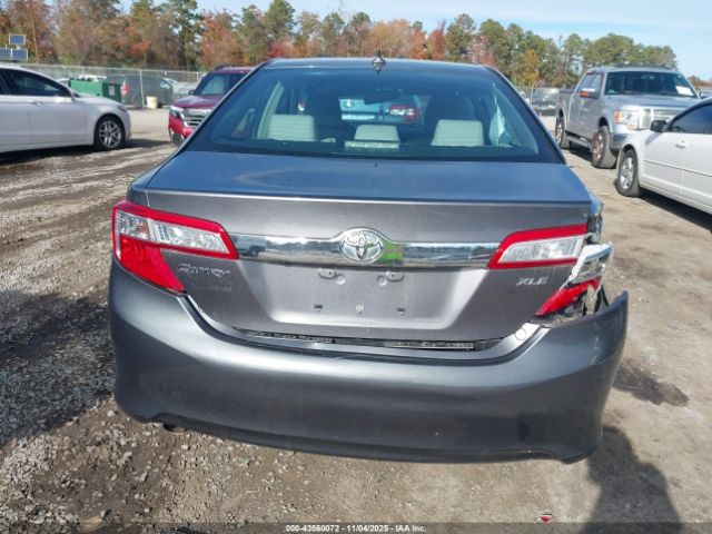 Toyota Camry Xle V6 Image 2