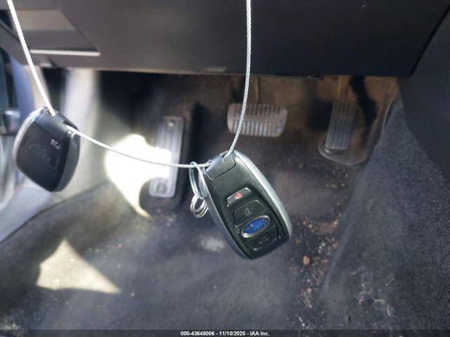 Subaru Outback 2.5i Limited Image 9