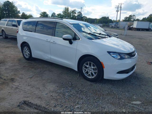  Salvage Chrysler Voyager
