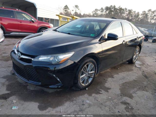 Toyota Camry Se Image 2