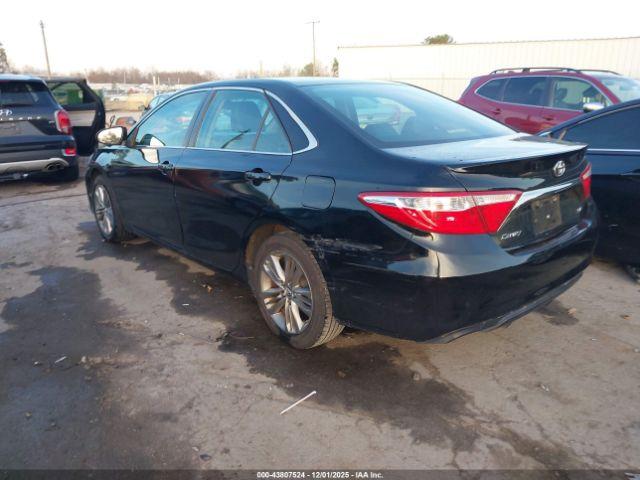 Toyota Camry Se Image 5