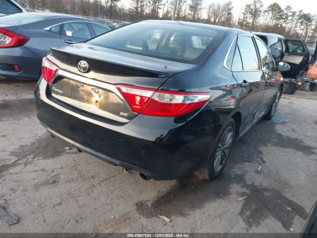 Toyota Camry Se Image 15