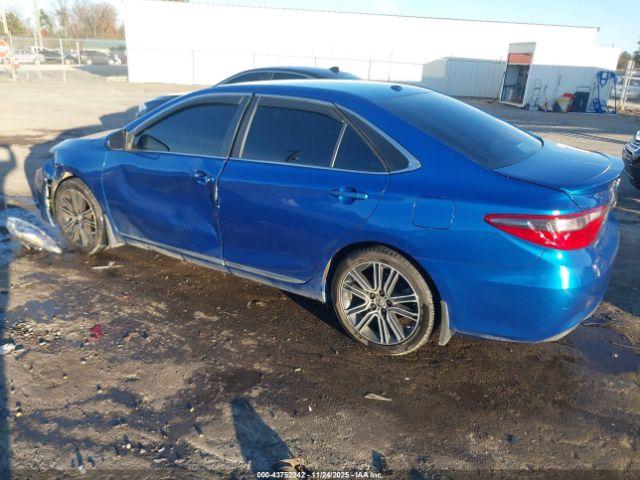 Toyota Camry Se Image 2