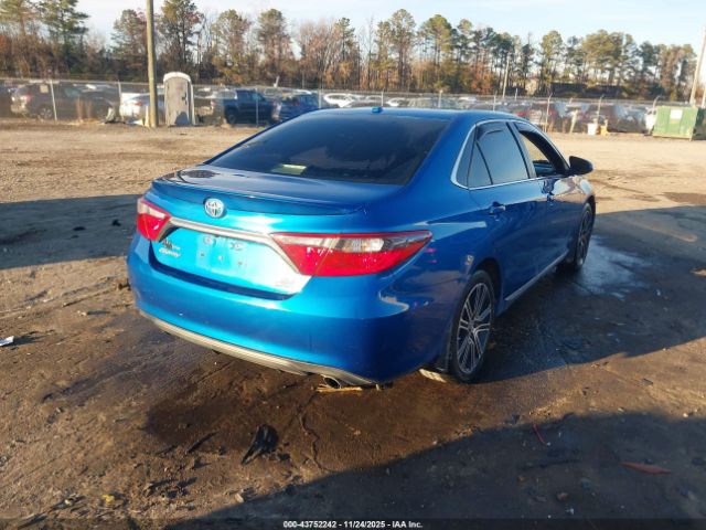 Toyota Camry Se Image 4